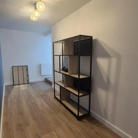 Maison Moderne, Animaux Admis - 8 Pers. - Fr-1-879-30 *