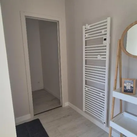 Maison Moderne, Animaux Admis - 8 Pers. - Fr-1-879-30